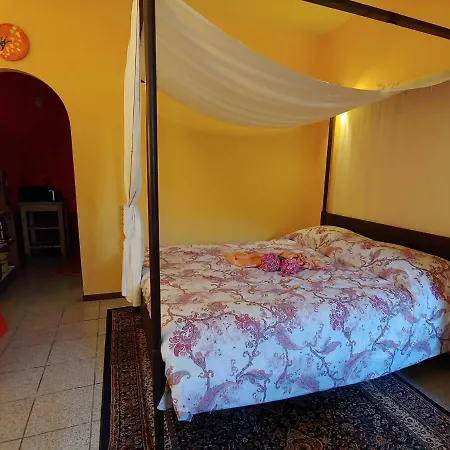 Antica Regina Charming Apartmán Menaggio